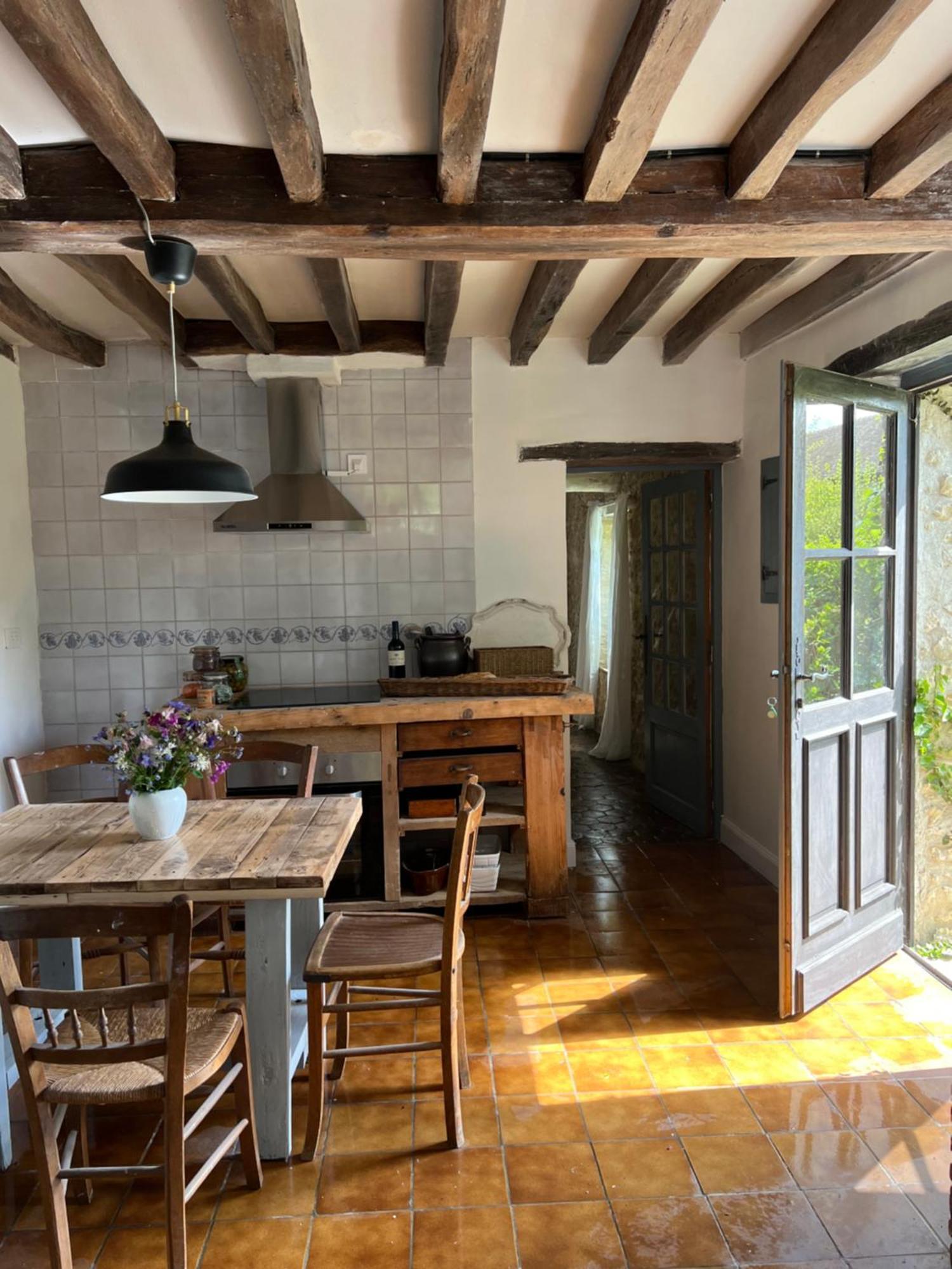 French Countryside Near Paris! Holiday home